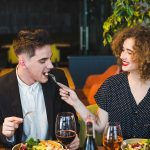 9 things lower-middle-class people do at restaurants that reveal more than they think