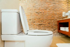 Clean your toilet without touching it : using easy DIY toilet bombs