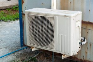 Few people know it, but water from air conditioners is more useful than it seems—here’s how to use it